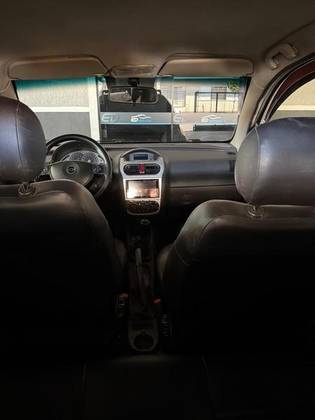 CHEVROLET CORSA 1.4 MPFI PREMIUM 8V FLEX 4P MANUAL